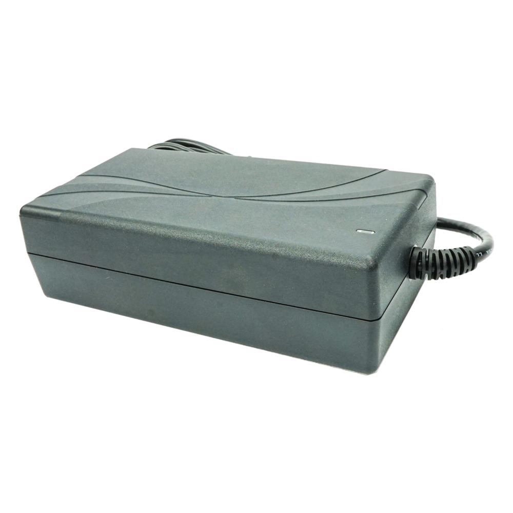 SUMINISTRO AC-DC 20V con protección de polaridad inversa SUMINISTRO AC-DC 20V con protección de polaridad inversa